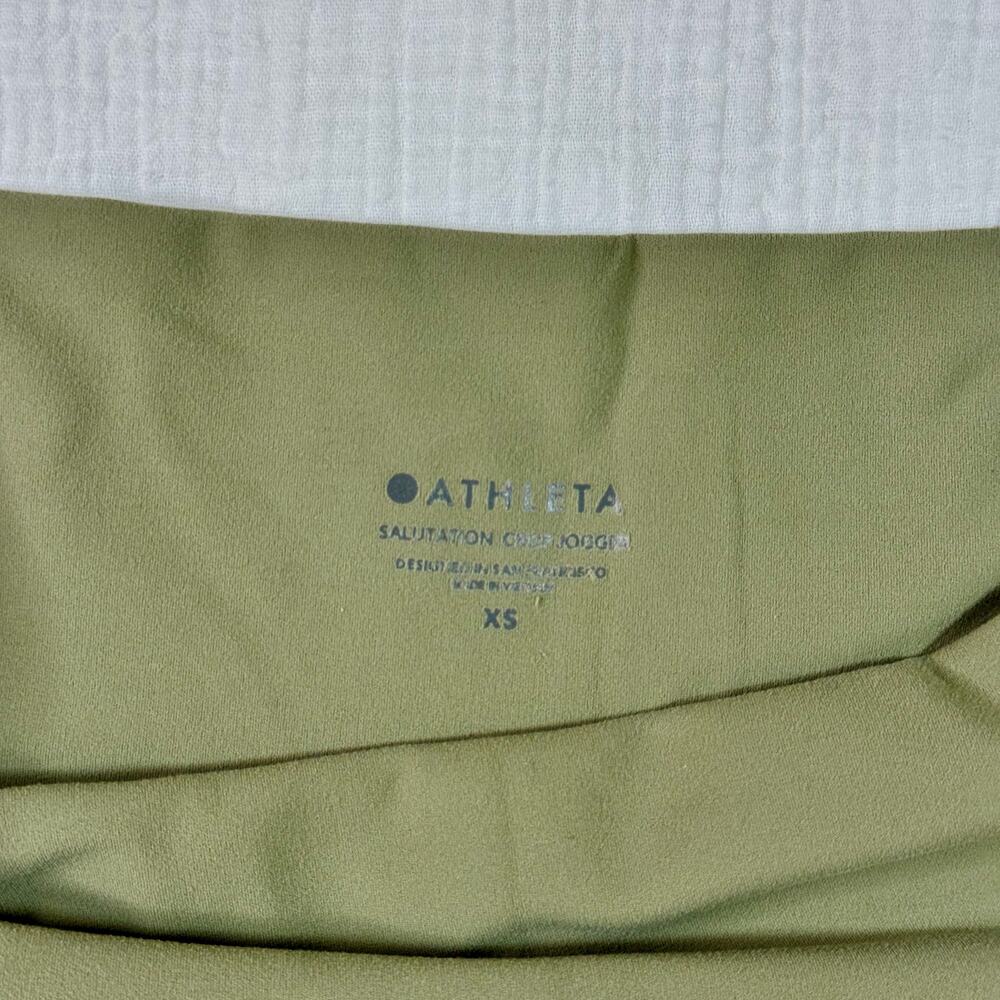 Athleta Salutation Cargo Jogger Pants Women's XS Olive Green Athleisure Pilates - Picture 16 of 16